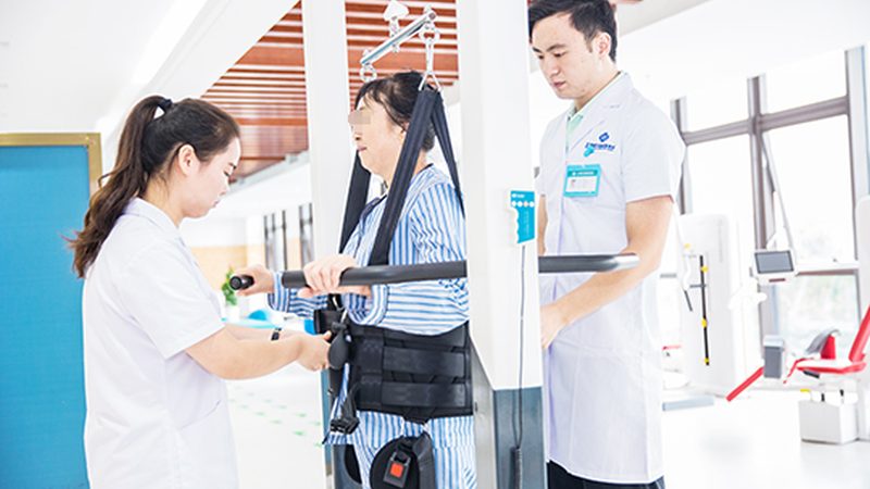 成都医养结合养老院：如何选择合适的服务？**
